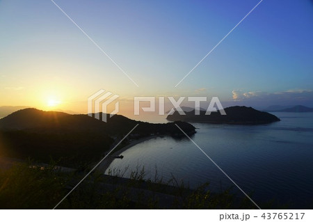 瀬戸内の朝（直島より） 43765217