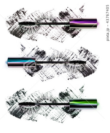 Close-up of mascara with false eyelashes Close-up of mascara with false eyelashes 43767405