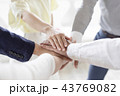 ビジネスイメージ　円陣 43769082