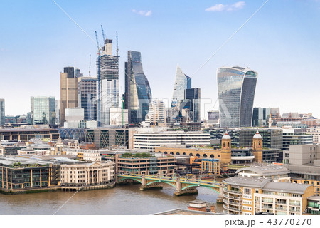 London downtown with River Thames 43770270