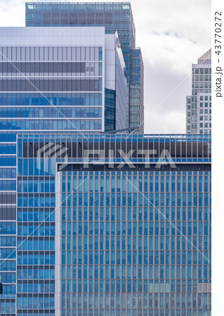 London Canary Wharf 43770272