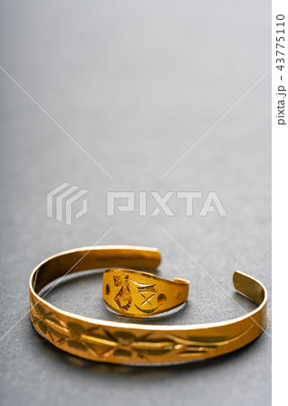 貴金属 金属 ブレスレット 43775110