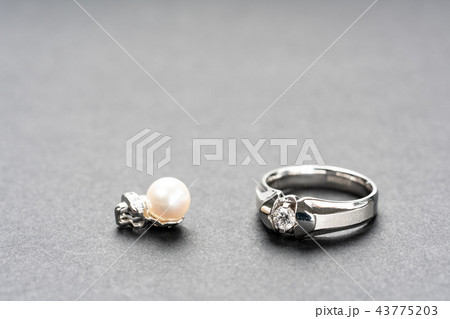 結婚 挙式 贈り物 43775203