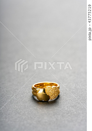 結婚 挙式 贈り物 43775219