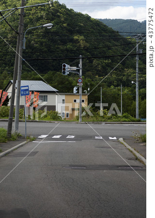 地震による停電で消えた信号 地震による停電で消えた信号 43775472