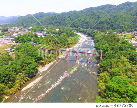 上空から眺めた「荒川橋梁」〜ドローンで空撮（埼玉県秩父郡長瀞町長瀞･皆野町下田野） 43775706