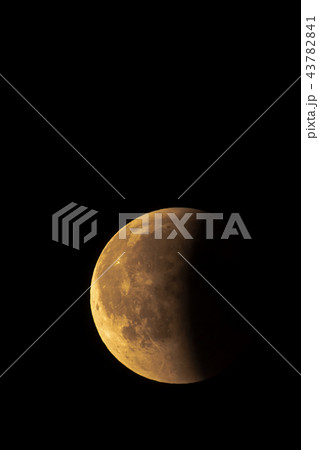Blood moon during lunar eclipse, blood moon Blood moon during lunar eclipse, blood moon 43782841