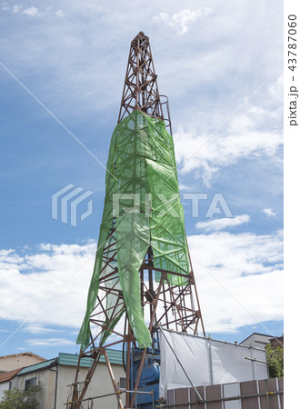 井戸掘り(さく井)の作業現場 井戸掘り(さく井)の作業現場 43787060