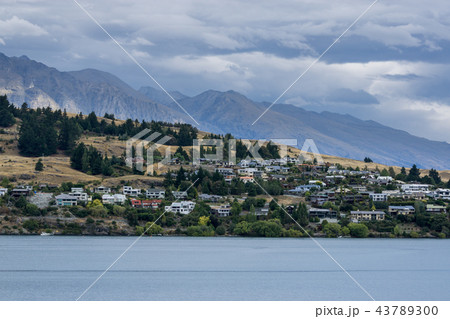 Lake wakatipu 43789300