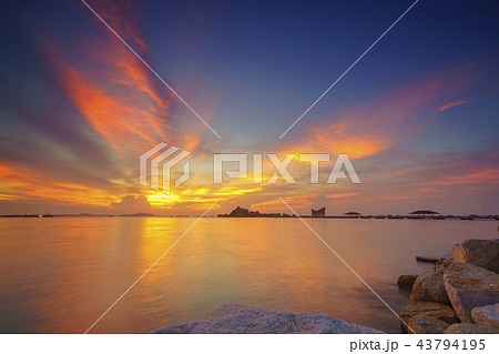 Amazing sunset.Colorful sky in the sunset. Natural 43794195