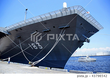 ヘリコプター搭載護衛艦 いずも 一般公開 横浜開港祭2018  ( 神奈川県 横 ヘリコプター搭載護衛艦 いずも 一般公開 横浜開港祭2018  ( 神奈川県 横 43796542