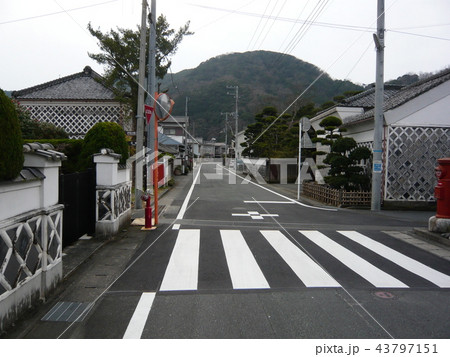 伊豆　松崎町　漆喰芸術　なまこ壁　左官職人 43797151