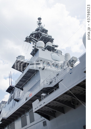 護衛艦「いずも」艦橋 43798023