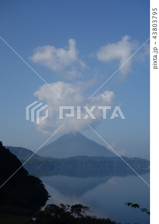 開聞岳 池田湖 かいもんだけ 旅行 指宿 南九州 雲 開聞岳 池田湖 かいもんだけ 旅行 指宿 南九州 雲 43803795
