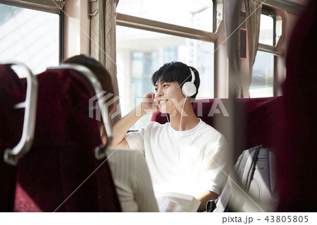 韓国人 旅行 休憩 43805805
