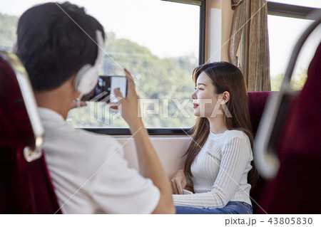 韓国人 旅行 休憩 43805830