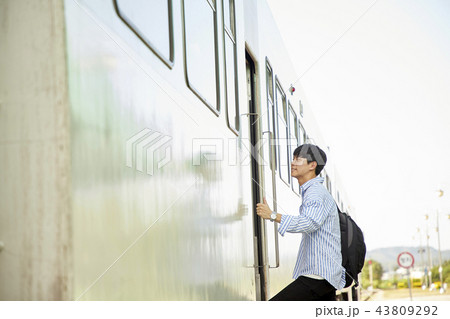 韓国人 旅行 大学生 43809292