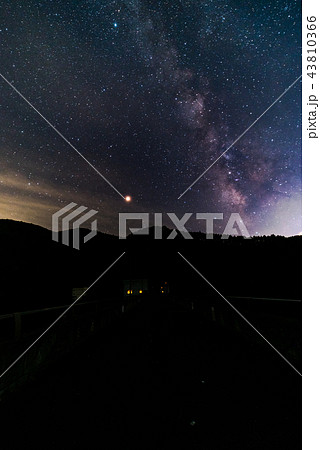 橋と天の川 43810366