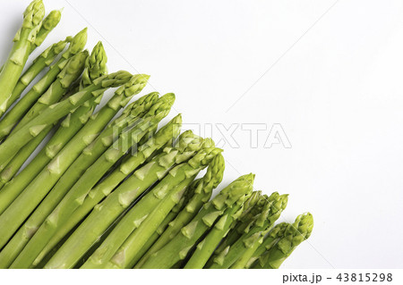 グリーンアスパラガス 43815298