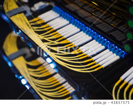 光ケーブルの配線 43837375
