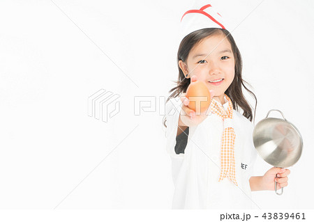 子供 女性 女 43839461