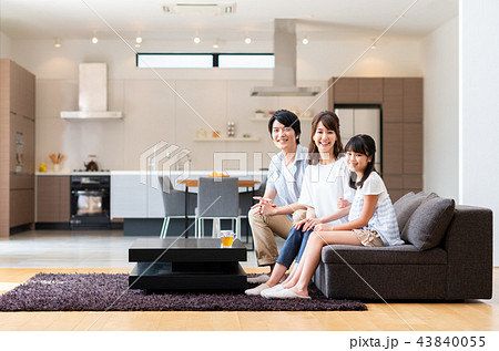 若い家族 若い家族 43840055