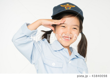 女の子 笑顔 微笑 43840098