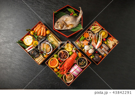 典型的なおせち料理 General Japanese New Year dishes(osechi) 43842291