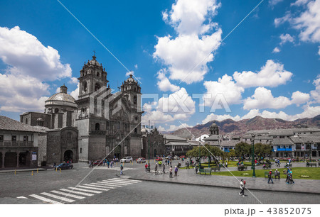 Plaza de Armas in historic center of Cusco, Peru Plaza de Armas in historic center of Cusco, Peru 43852075