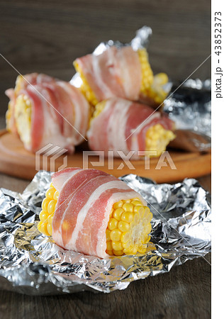 corn wrapped in bacon 43852373