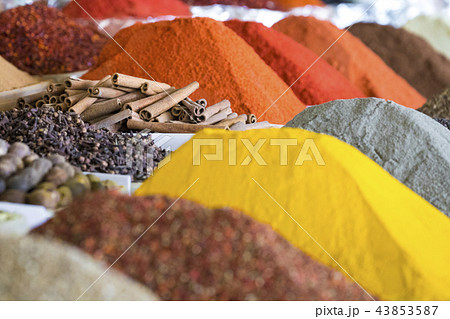 Traditional bazaar with spices in Tashkent, Uzbeki 43853587