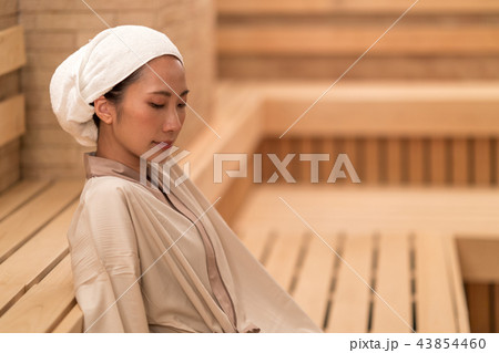 サウナ 43854460