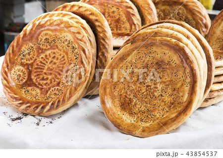 Traditional uzbekistan bread lavash at local bazaa 43854537