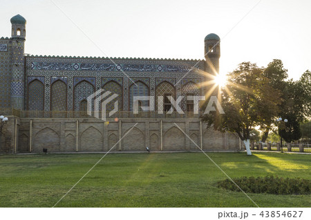 The Khudayar Khan Palace is the most popular landm 43854627