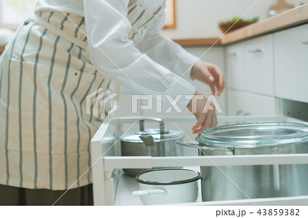 Housework Housework 43859382