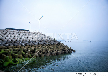 グンピョンハン 港 空 43859900