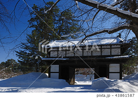 青森県弘前市　弘前公園　弘前城　南内門 43861587
