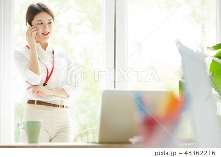 ビジネス 女性 ビジネス 女性 43862216
