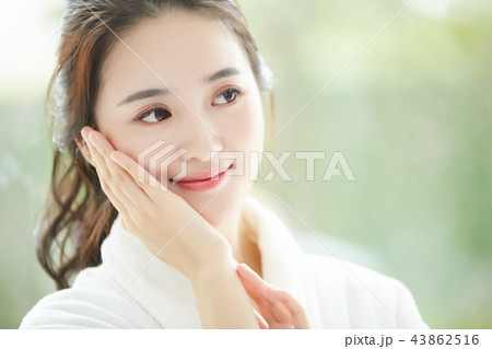 女性　ビューティーイメージ 43862516