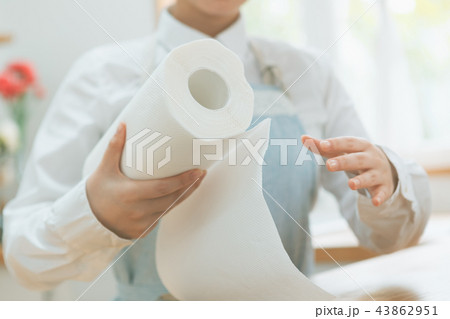 Housework 43862951