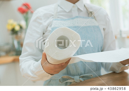 Housework Housework 43862958