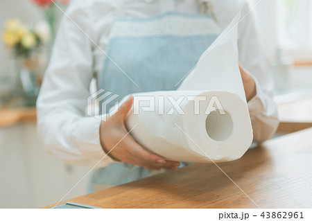 Housework 43862961