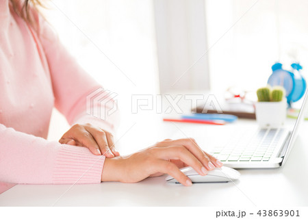 Closeup woman holding her wrist pain Closeup woman holding her wrist pain 43863901