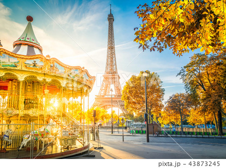 eiffel tour and from Trocadero, Paris 43873245