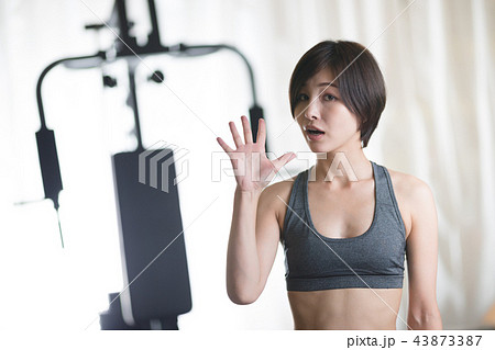 トレーニング・女性 トレーニング・女性 43873387