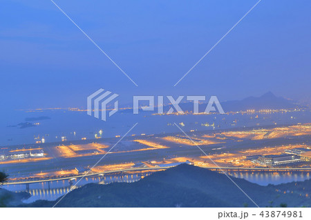 view a hong kong airpor at top view view a hong kong airpor at top view 43874981