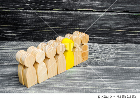 the person leaves / stands out from the crowd 43881385