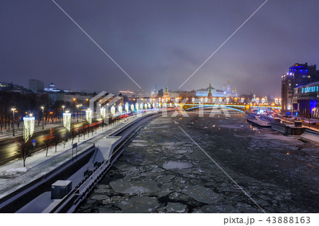 View of Moscow Kremlin and Bolshoy Kamenny Bridge View of Moscow Kremlin and Bolshoy Kamenny Bridge 43888163