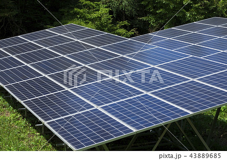 自治体のソーラパネル 43889685