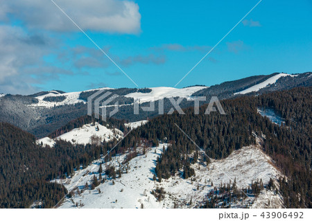 Morning winter mountain ridge 43906492